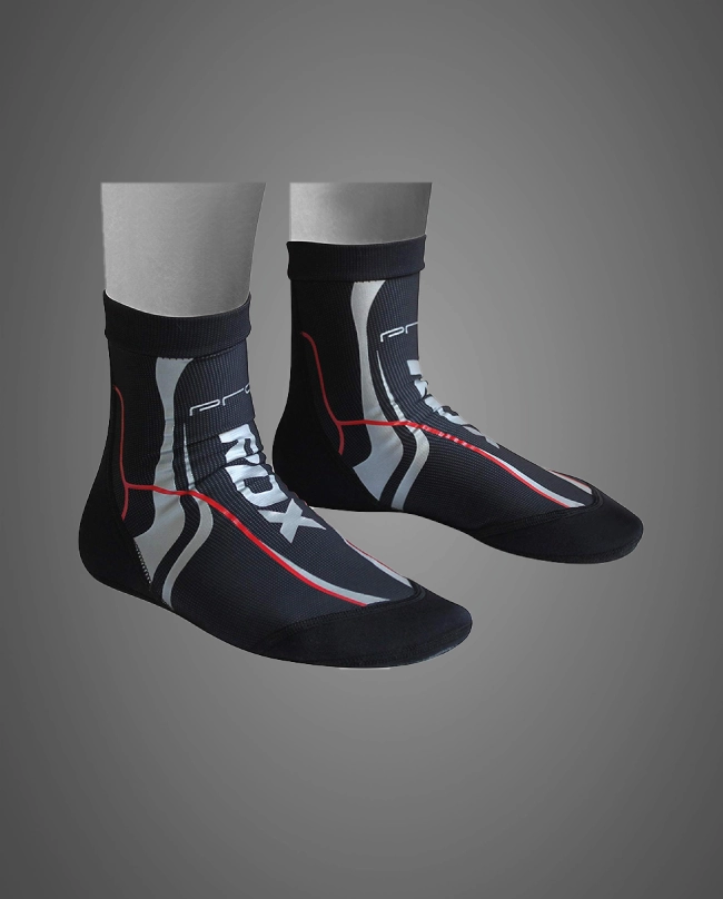 Großhandelsmenge MMA-Socken mit Grip für Profis & Amateure Ausrüstung Hersteller Lieferant UK Europa